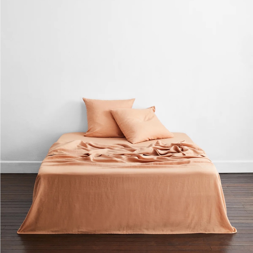 Bed Threads Terracotta 100% French Flax Linen European Pillowcases (Set of Two) - Picture 2 of 7